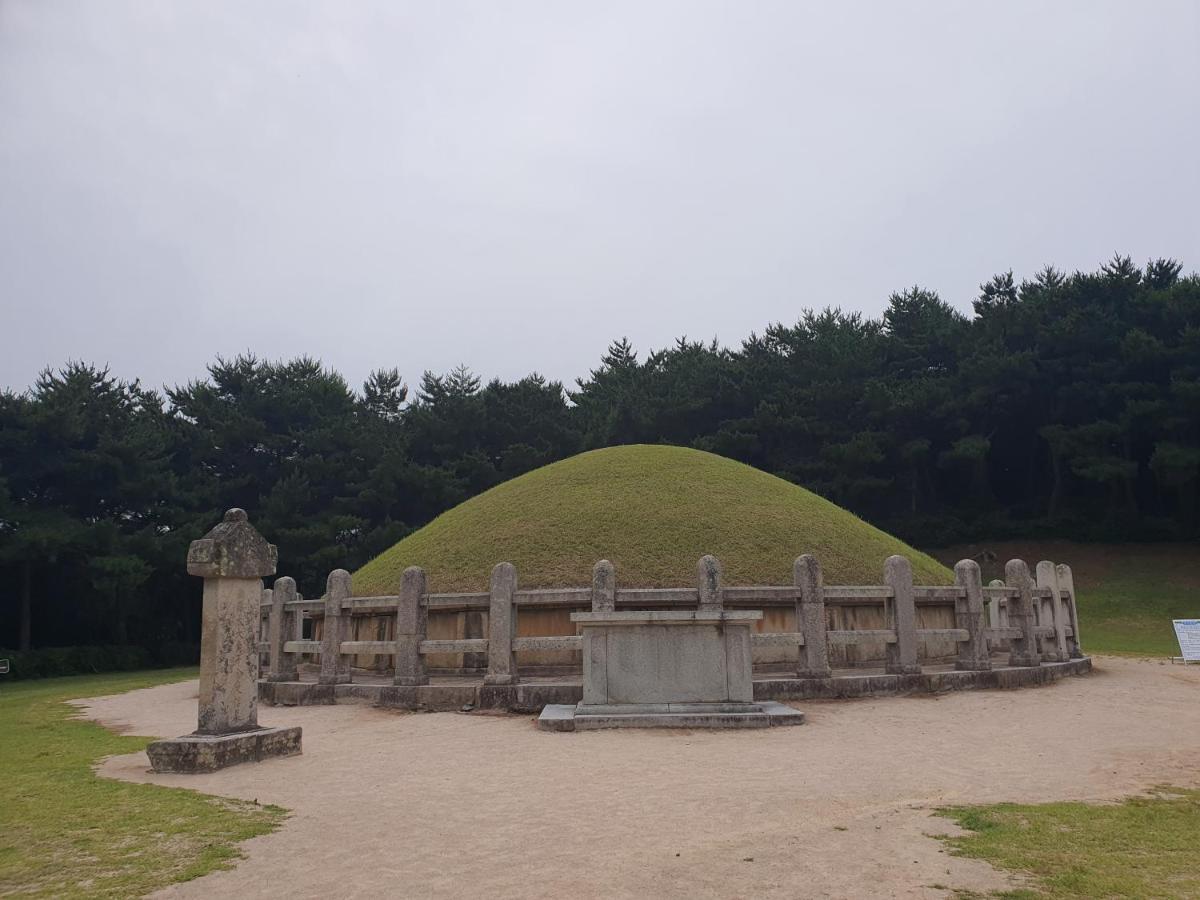 A Pousada Gyeongju Bonghwangmansion Exterior foto